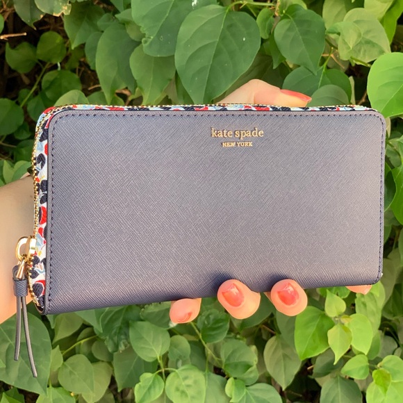 kate spade Handbags - Kate Spade Large Continental Wallet
